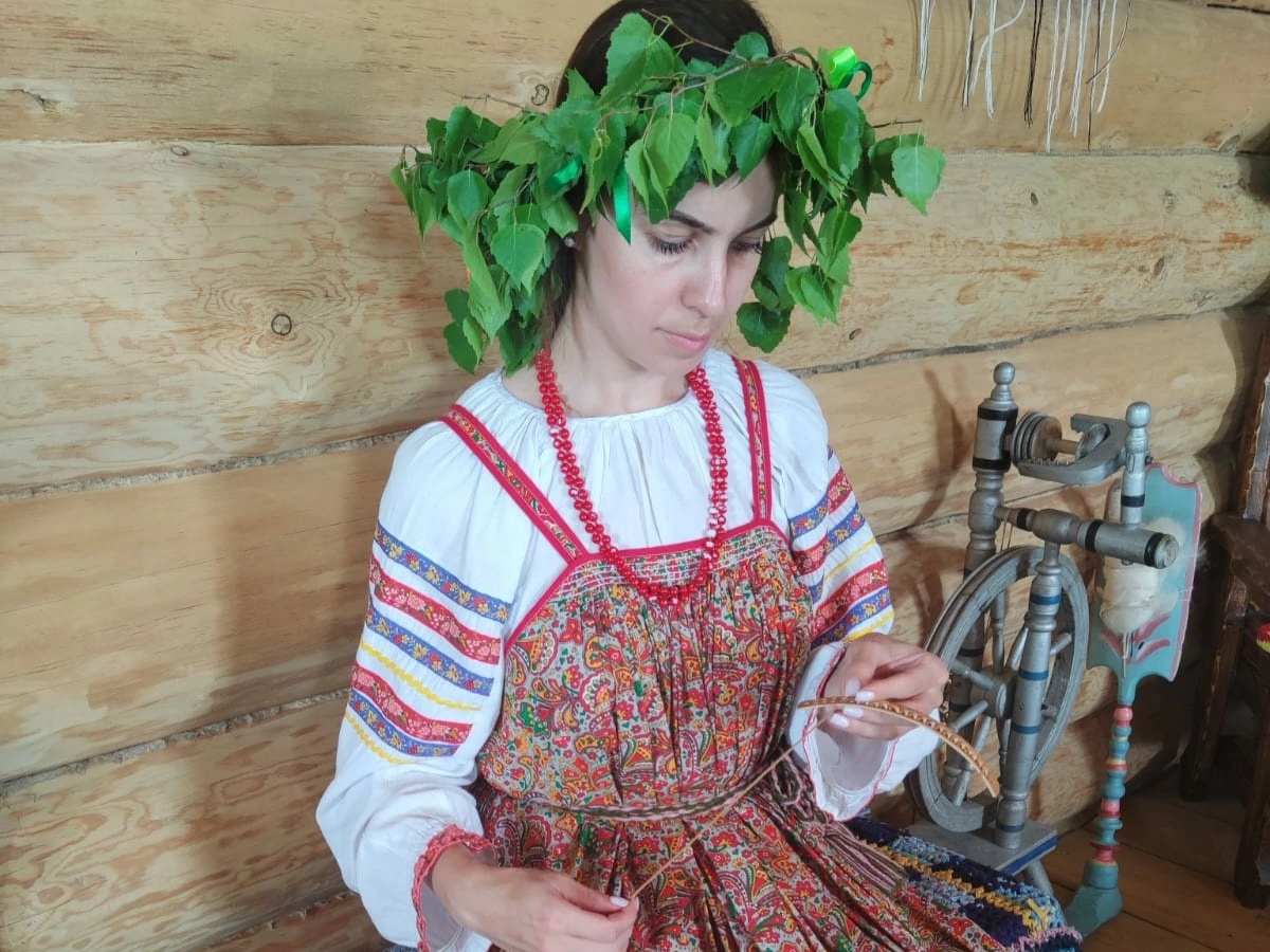 Троица — зелёные святки